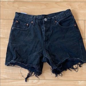 Women’s high rise Levi’s shorts (501)
